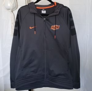 Nike therma-fit sweatshirt